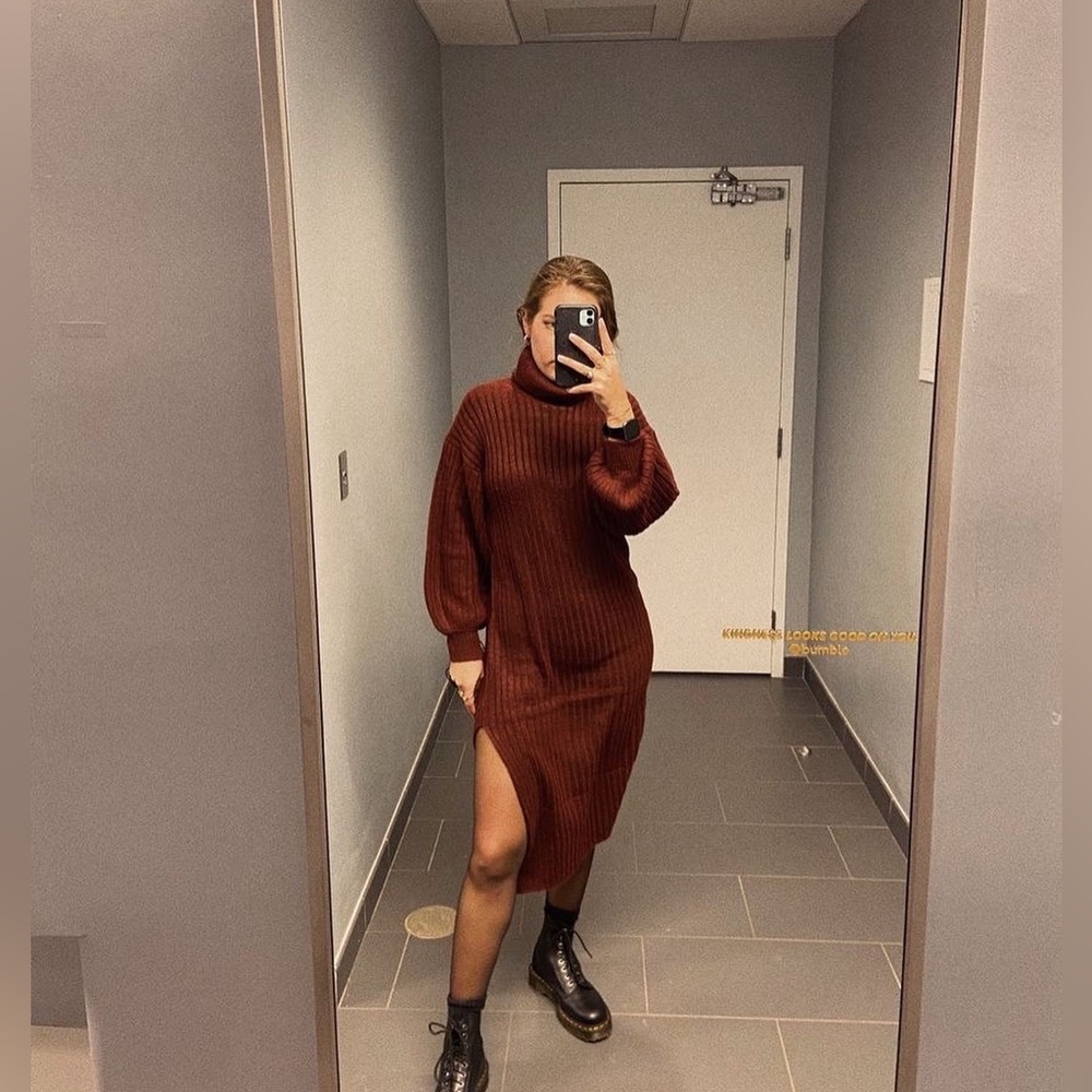 Women's Ribbed Turtleneck Sweater